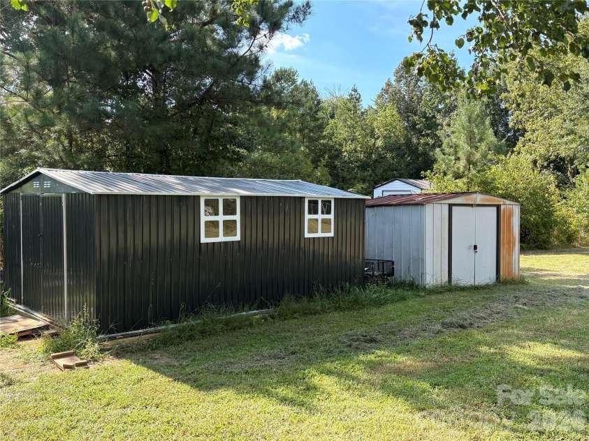 5928 Lewis Road, Gastonia, NC 28052.  MLS# CAR4424246, YatesRealty ID 51103. 