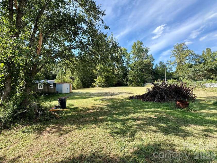 5928 Lewis Road, Gastonia, NC 28052.  MLS# CAR4424246, YatesRealty ID 51103. 