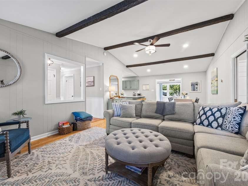1647 Nottingham Court, Rock Hill, SC 29732.  MLS# CAR4422537, YatesRealty ID 51106. 