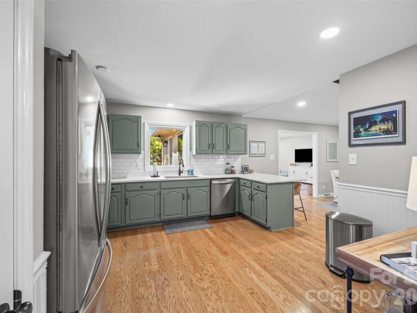 1647 Nottingham Court, Rock Hill, SC 29732.  MLS# CAR4422537, YatesRealty ID 51106. 