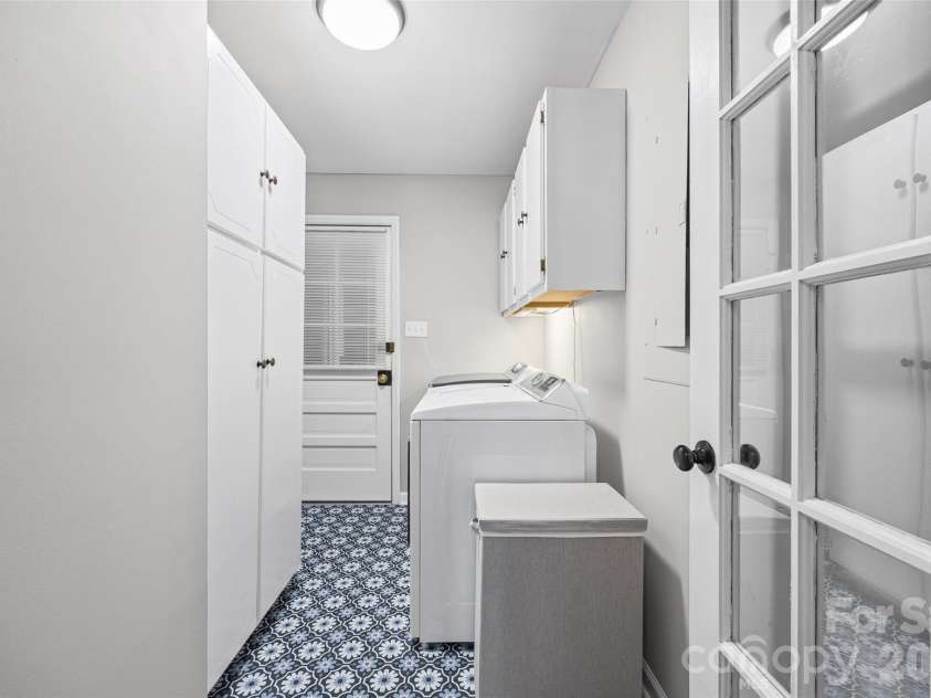 1647 Nottingham Court, Rock Hill, SC 29732.  MLS# CAR4422537, YatesRealty ID 51106. 