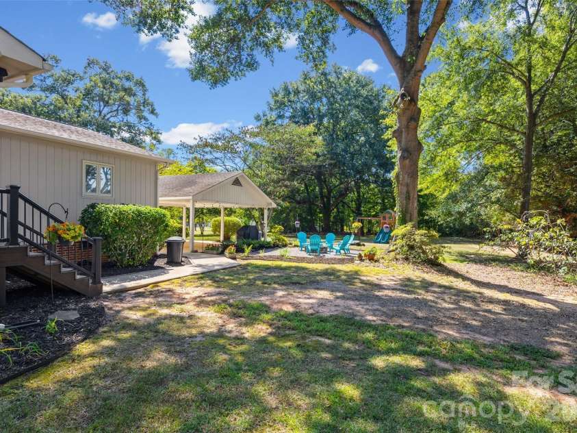 1647 Nottingham Court, Rock Hill, SC 29732.  MLS# CAR4422537, YatesRealty ID 51106. 