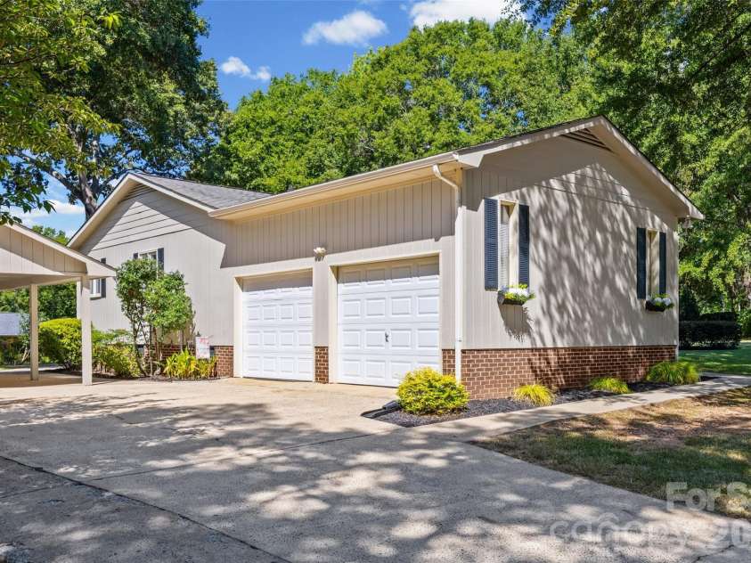 1647 Nottingham Court, Rock Hill, SC 29732.  MLS# CAR4422537, YatesRealty ID 51106. 