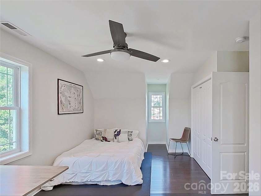 73 Mountain Street, Asheville, NC 28801.  MLS# CAR4422936, YatesRealty ID 51107. 