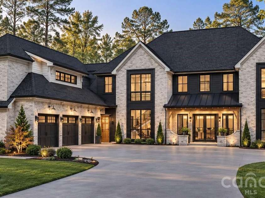 1002 Cane Manor Court, Waxhaw, NC 28173.  MLS# CAR4425351, YatesRealty ID 51108. 