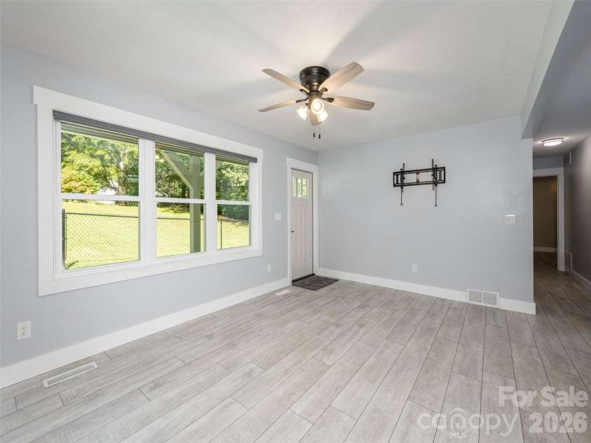 4103 Turnpike Road, Horse Shoe, NC 28742.  MLS# CAR4425373, YatesRealty ID 51112. 