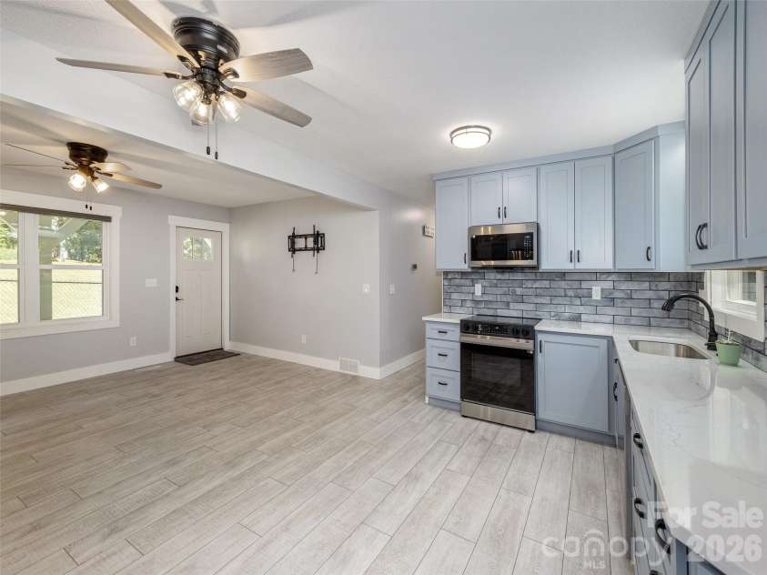 4103 Turnpike Road, Horse Shoe, NC 28742.  MLS# CAR4425373, YatesRealty ID 51112. 