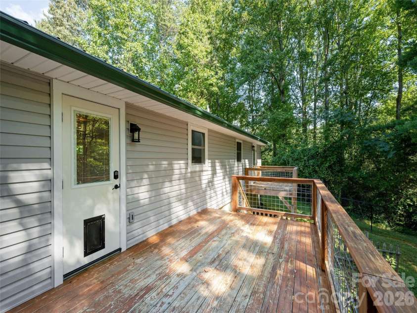 4103 Turnpike Road, Horse Shoe, NC 28742.  MLS# CAR4425373, YatesRealty ID 51112. 