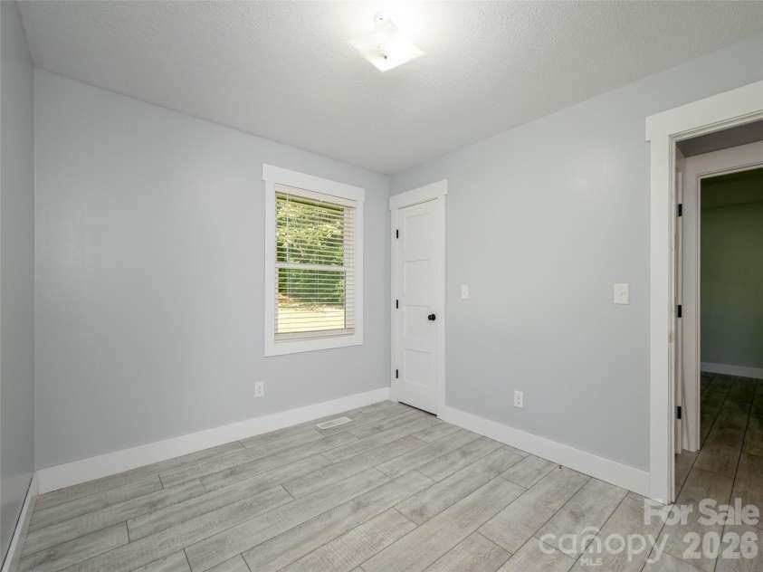 4103 Turnpike Road, Horse Shoe, NC 28742.  MLS# CAR4425373, YatesRealty ID 51112. 