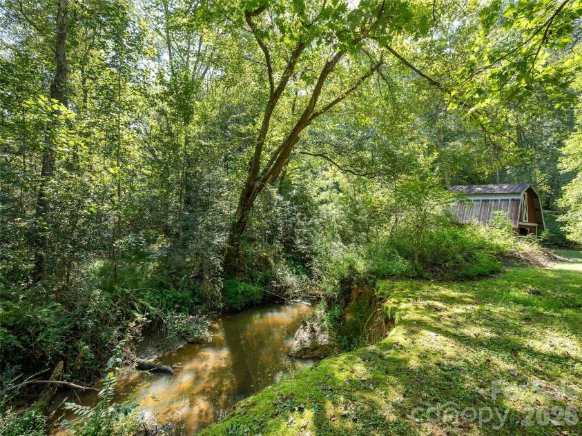 4103 Turnpike Road, Horse Shoe, NC 28742.  MLS# CAR4425373, YatesRealty ID 51112. 