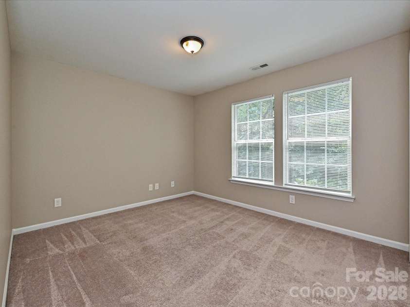 8318 Rockmoor Ridge Road, Charlotte, NC 28215.  MLS# CAR4425119, YatesRealty ID 51116. 5th Bedroom