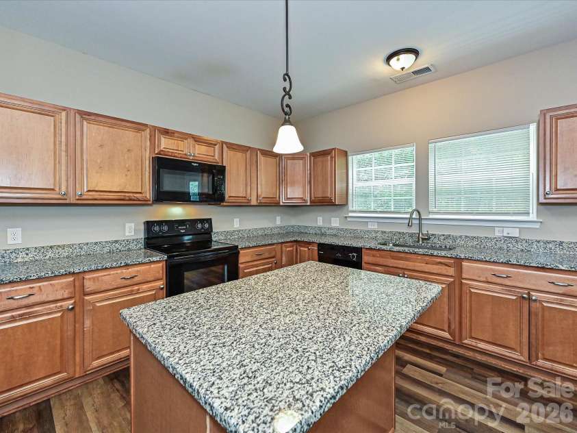 8318 Rockmoor Ridge Road, Charlotte, NC 28215.  MLS# CAR4425119, YatesRealty ID 51116. 