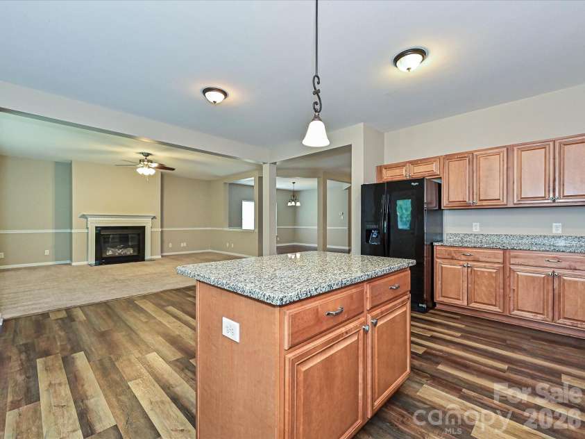 8318 Rockmoor Ridge Road, Charlotte, NC 28215.  MLS# CAR4425119, YatesRealty ID 51116. 