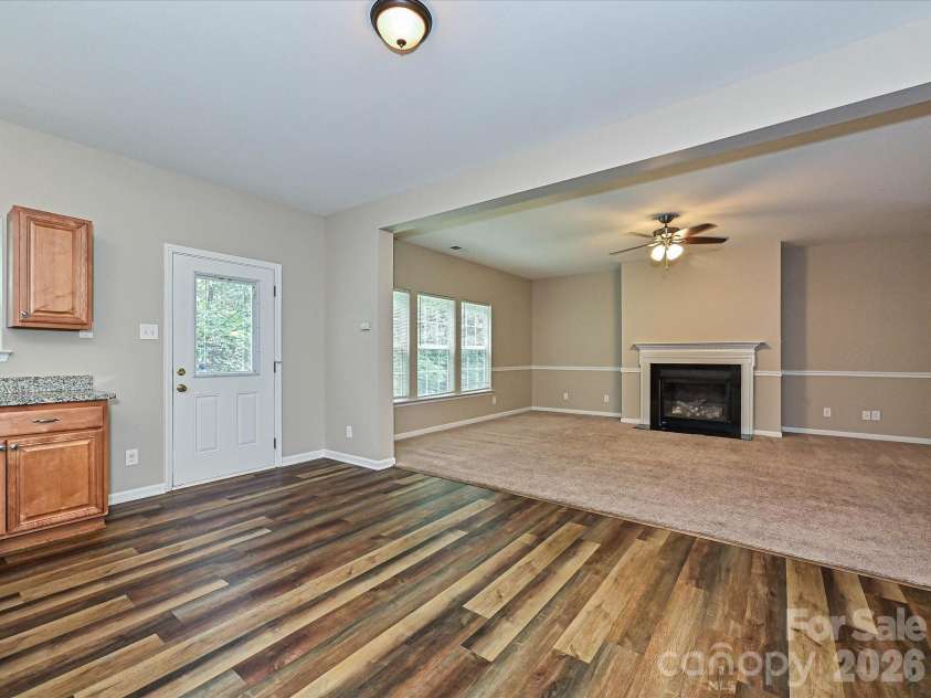 8318 Rockmoor Ridge Road, Charlotte, NC 28215.  MLS# CAR4425119, YatesRealty ID 51116. 