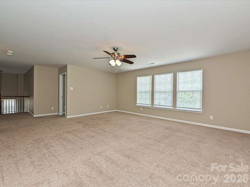 8318 Rockmoor Ridge Road, Charlotte, NC 28215.  MLS# CAR4425119, YatesRealty ID 51116. 