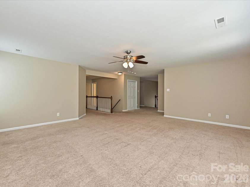 8318 Rockmoor Ridge Road, Charlotte, NC 28215.  MLS# CAR4425119, YatesRealty ID 51116. 