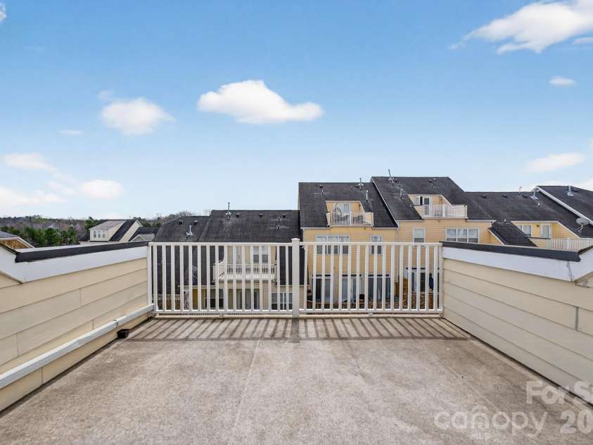 114 Inlet Point Drive, Tega Cay, SC 29708.  MLS# CAR4356533, YatesRealty ID 5112. Sundeck off of Bonus Room