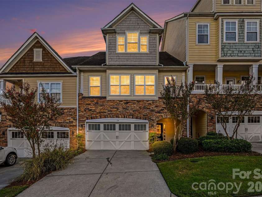 114 Inlet Point Drive, Tega Cay, SC 29708.  MLS# CAR4432207, YatesRealty ID 5112. 