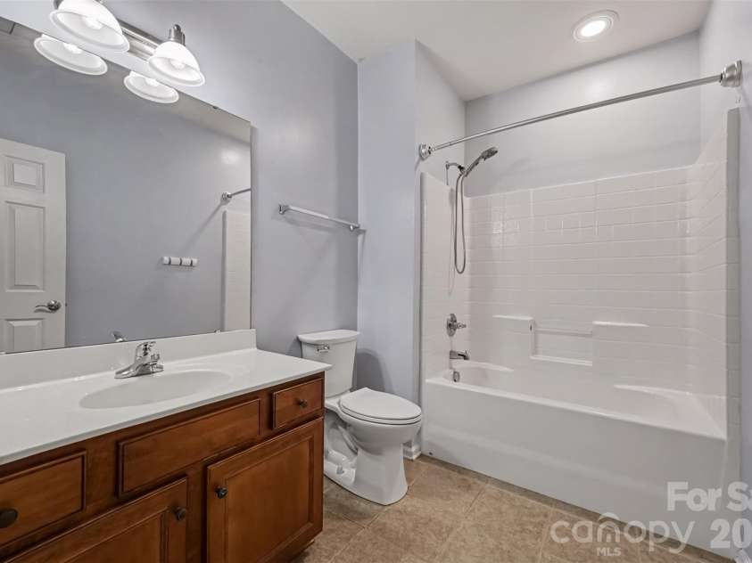 114 Inlet Point Drive, Tega Cay, SC 29708.  MLS# CAR4432207, YatesRealty ID 5112. 