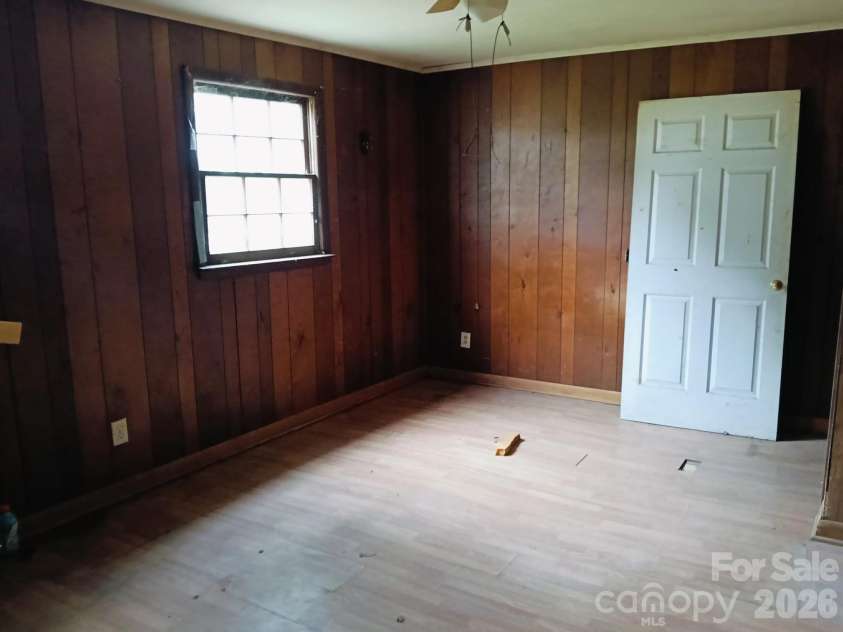610 Lineberger Street, Shelby, NC 28150.  MLS# CAR4425409, YatesRealty ID 51123. 