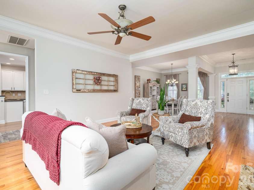 961 Colleton Meadow Drive, Clover, SC 29710.  MLS# CAR4402117, YatesRealty ID 51124. 