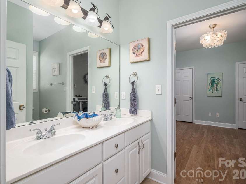 961 Colleton Meadow Drive, Clover, SC 29710.  MLS# CAR4402117, YatesRealty ID 51124. 