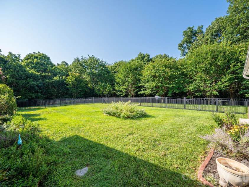 961 Colleton Meadow Drive, Clover, SC 29710.  MLS# CAR4402117, YatesRealty ID 51124. 