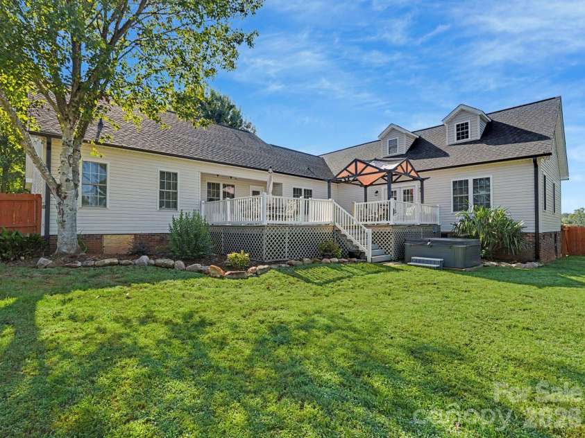 1411 Mill Wheel Drive, Salisbury, NC 28146.  MLS# CAR4409155, YatesRealty ID 51125. 