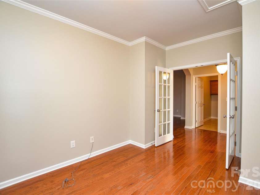 6720 Eastfield Park Drive, Charlotte, NC 28269.  MLS# CAR4375584, YatesRealty ID 51126. 