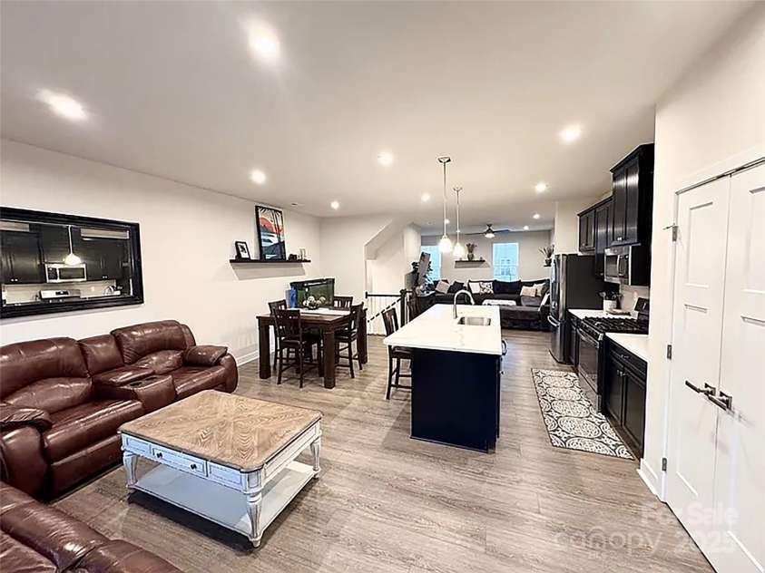 2315 Doby Creek Lane, Charlotte, NC 28262.  MLS# CAR4245746, YatesRealty ID 5113. 