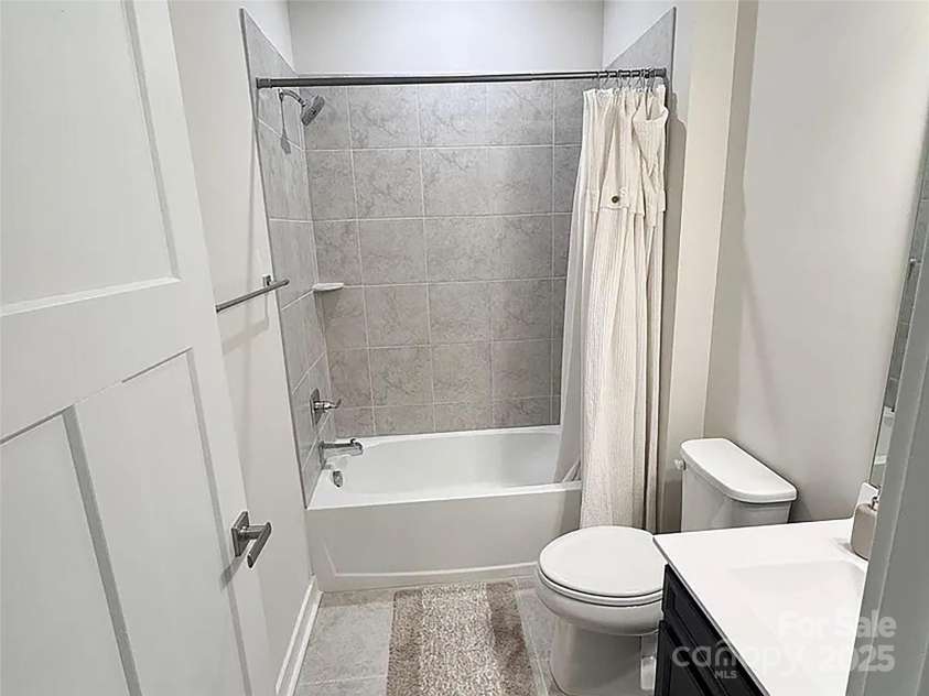 2315 Doby Creek Lane, Charlotte, NC 28262.  MLS# CAR4245746, YatesRealty ID 5113. 