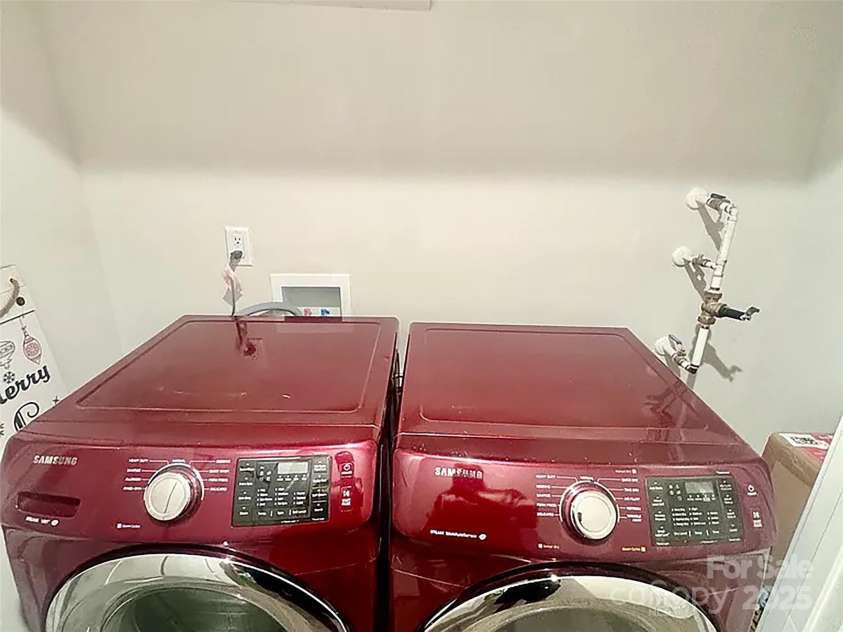 2315 Doby Creek Lane, Charlotte, NC 28262.  MLS# CAR4245746, YatesRealty ID 5113. 