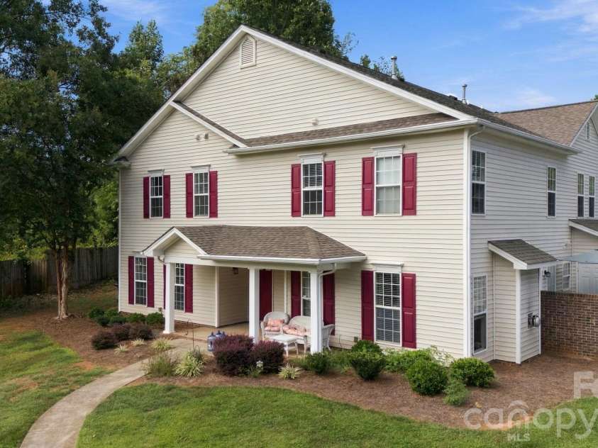 127 Pinewood Lane, Bermuda Run, NC 27006.  MLS# CAR4423822, YatesRealty ID 51130. 