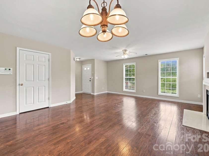 127 Pinewood Lane, Bermuda Run, NC 27006.  MLS# CAR4423822, YatesRealty ID 51130. 