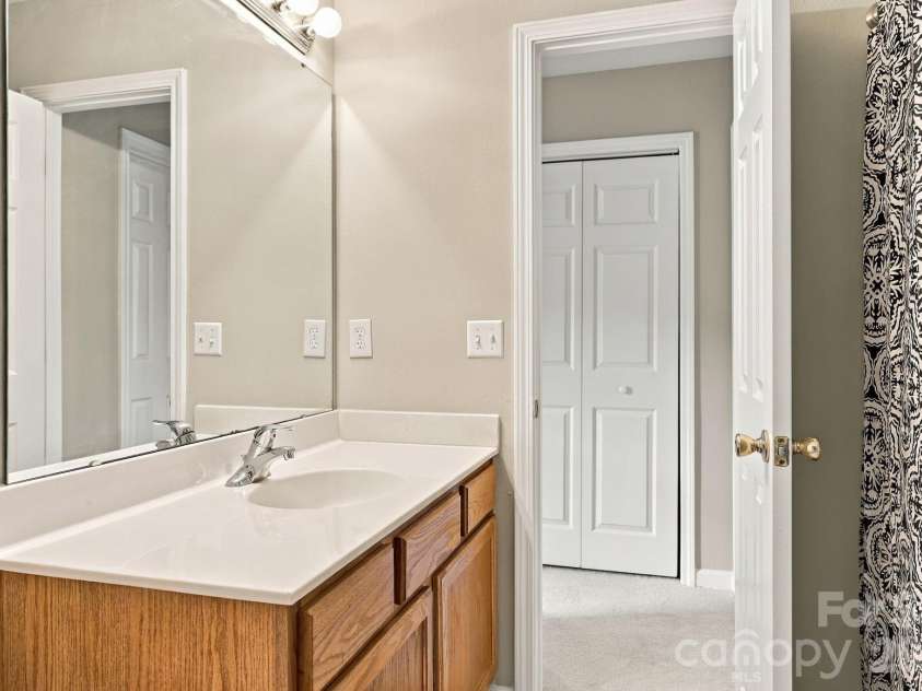 127 Pinewood Lane, Bermuda Run, NC 27006.  MLS# CAR4423822, YatesRealty ID 51130. 
