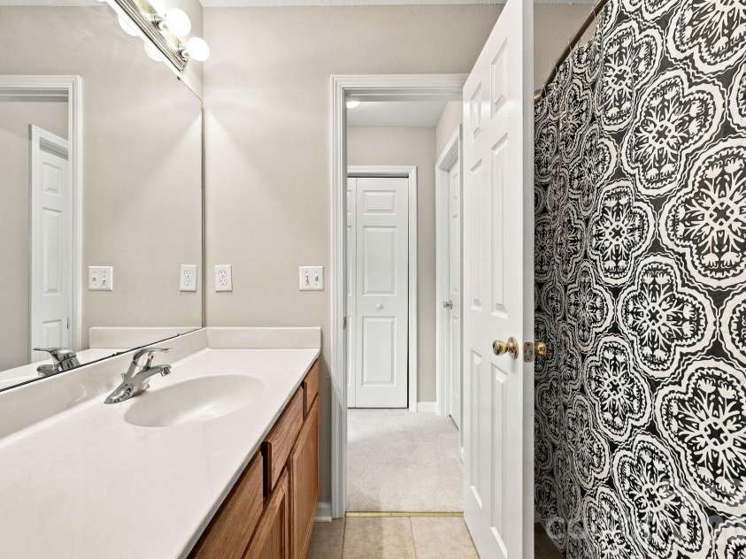 127 Pinewood Lane, Bermuda Run, NC 27006.  MLS# CAR4423822, YatesRealty ID 51130. 