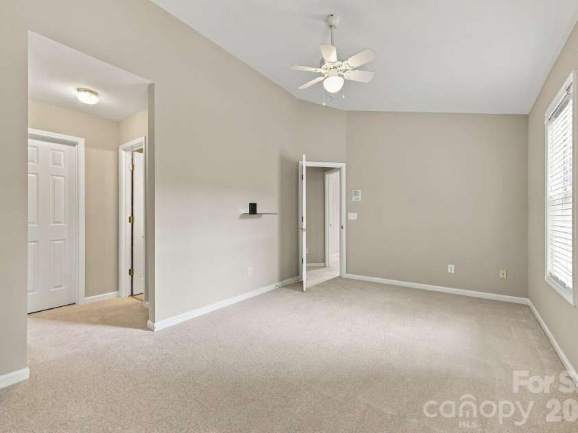 127 Pinewood Lane, Bermuda Run, NC 27006.  MLS# CAR4423822, YatesRealty ID 51130. 