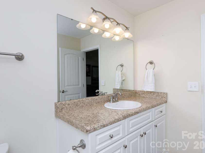 2246 Pacer Drive, Lancaster, SC 29720.  MLS# CAR4424044, YatesRealty ID 51131. 