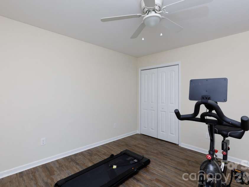 2246 Pacer Drive, Lancaster, SC 29720.  MLS# CAR4424044, YatesRealty ID 51131. 