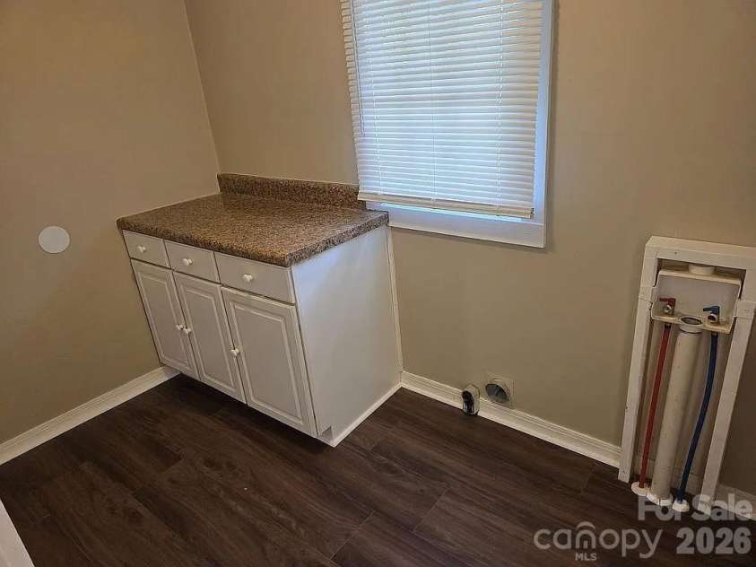 578 Harris Street, Concord, NC 28025.  MLS# CAR4411454, YatesRealty ID 51132. 