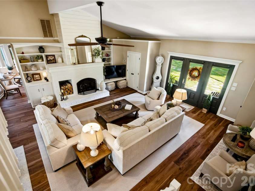 8172 Malibu Pointe Lane, Denver, NC 28037.  MLS# CAR4424504, YatesRealty ID 51133. 