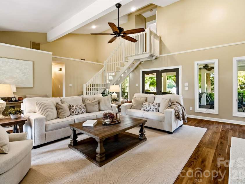 8172 Malibu Pointe Lane, Denver, NC 28037.  MLS# CAR4424504, YatesRealty ID 51133. Fresh paint, vaulted ceilings and new LVP floors