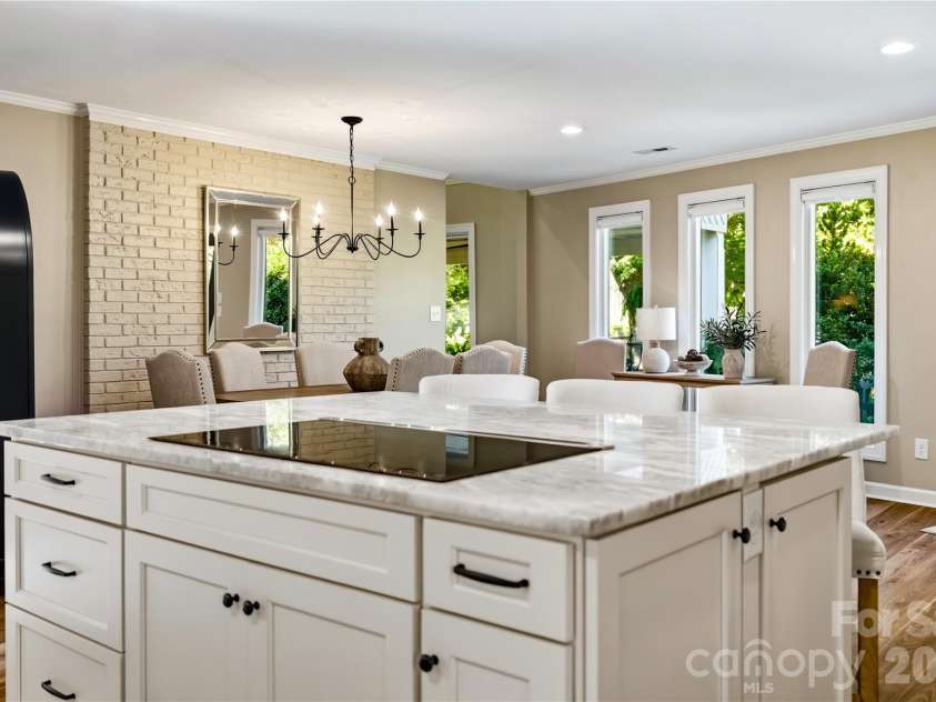 8172 Malibu Pointe Lane, Denver, NC 28037.  MLS# CAR4424504, YatesRealty ID 51133. Large island for entertaining
