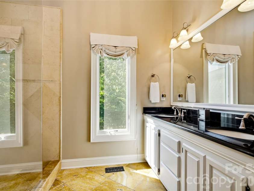 8172 Malibu Pointe Lane, Denver, NC 28037.  MLS# CAR4424504, YatesRealty ID 51133. Primary Bathroom upstairs