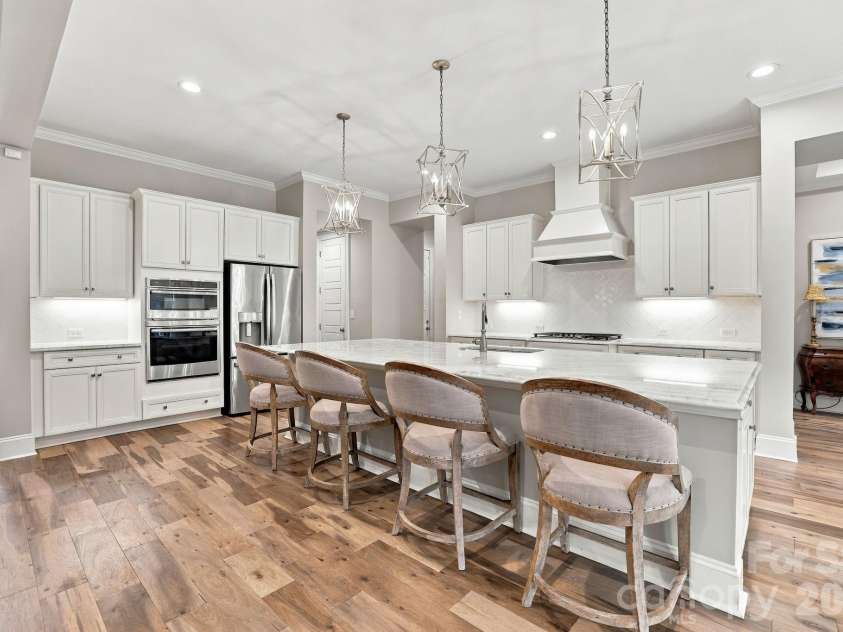 3948 Carmel Acres Drive, Charlotte, NC 28226.  MLS# CAR4425128, YatesRealty ID 51137. 