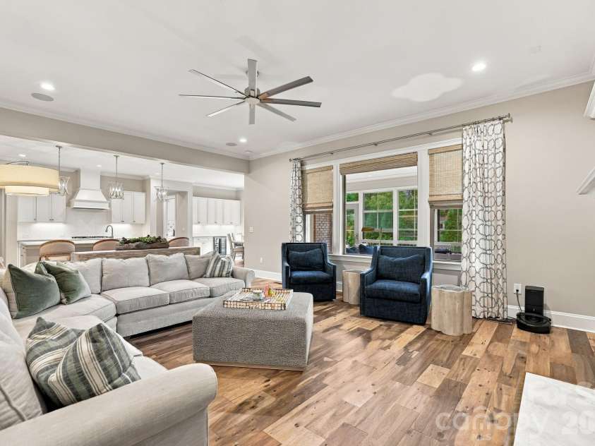 3948 Carmel Acres Drive, Charlotte, NC 28226.  MLS# CAR4425128, YatesRealty ID 51137. 