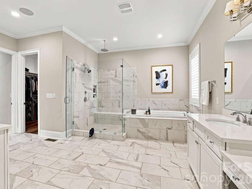 3948 Carmel Acres Drive, Charlotte, NC 28226.  MLS# CAR4425128, YatesRealty ID 51137. 