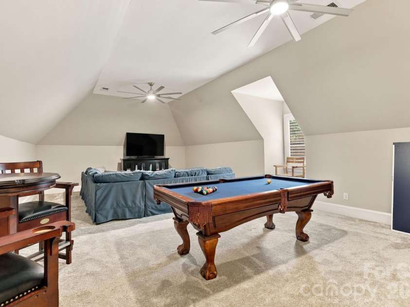 3948 Carmel Acres Drive, Charlotte, NC 28226.  MLS# CAR4425128, YatesRealty ID 51137. 