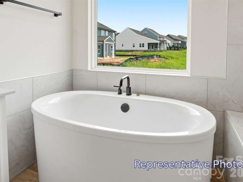 2215 Caravan Lane, Stanley, NC 28164.  MLS# CAR4397990, YatesRealty ID 51138. 