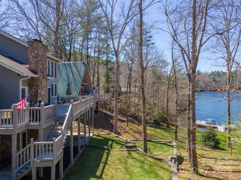 82 Avisco Road, Robbinsville, NC 28771.  MLS# CAR4245752, YatesRealty ID 5114. 